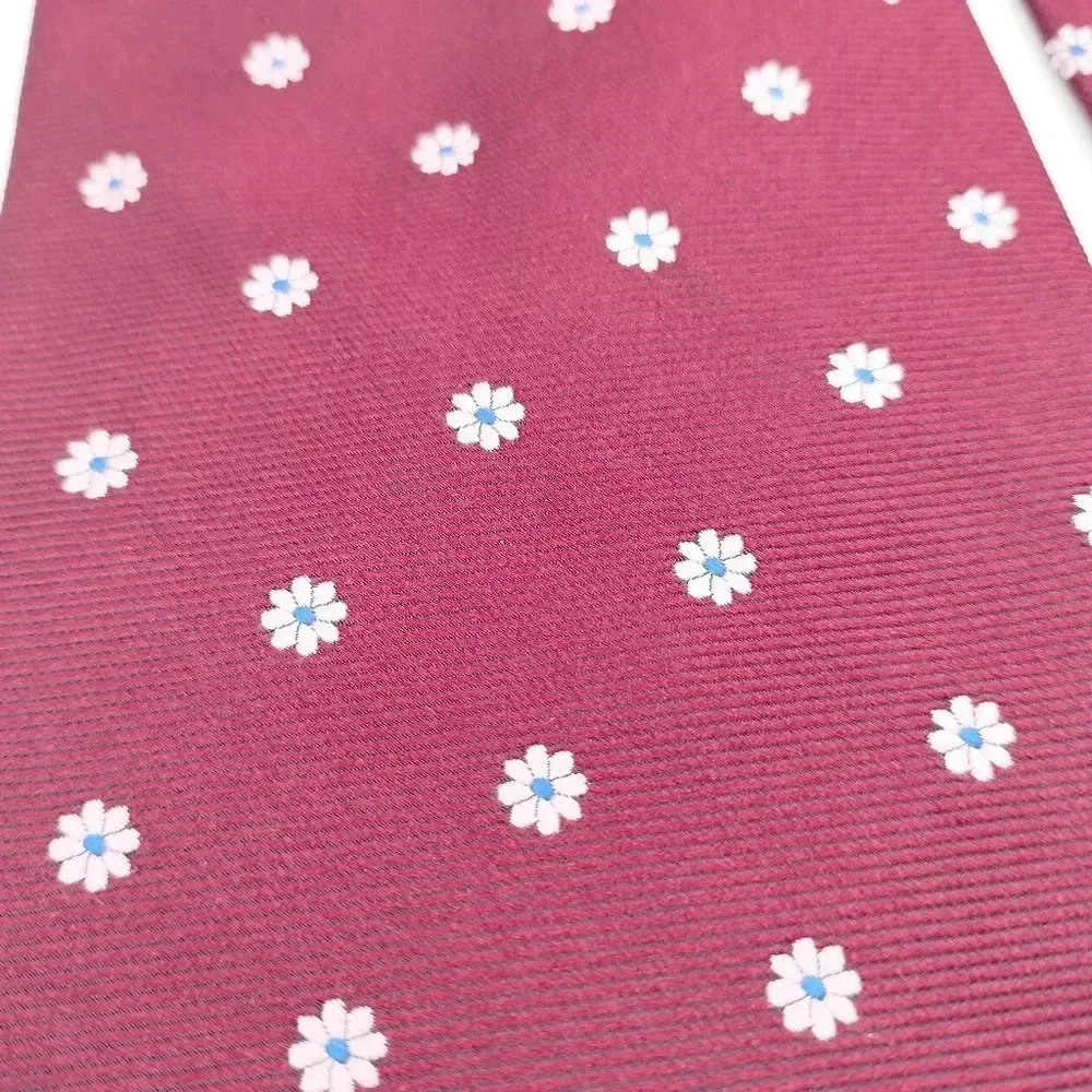 Lands End Men's Tie Maroon White Floral Silk Handsewn Long Imported Fabric